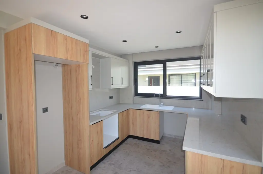 Fitted kitchen